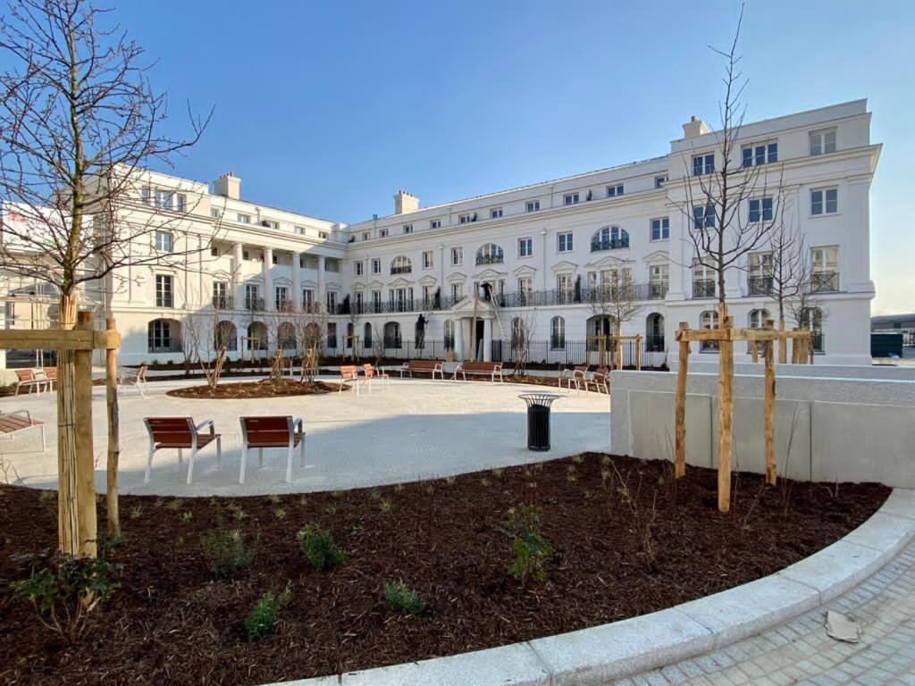 Le Regence, Terrasse, Serris Disney Buitenkant foto