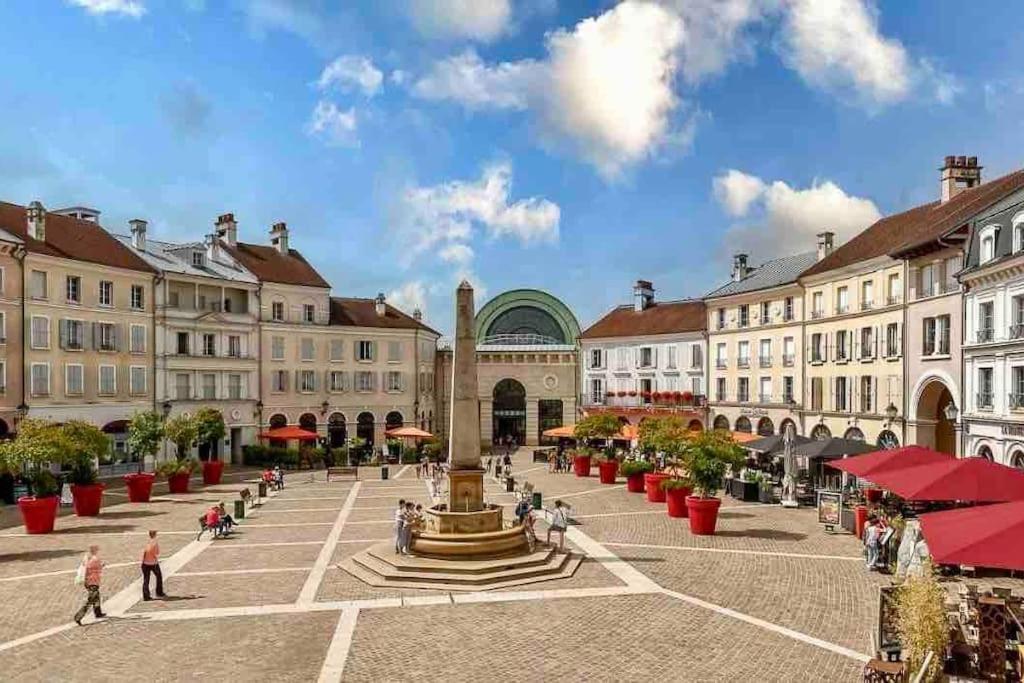 Le Regence, Terrasse, Serris Disney Buitenkant foto